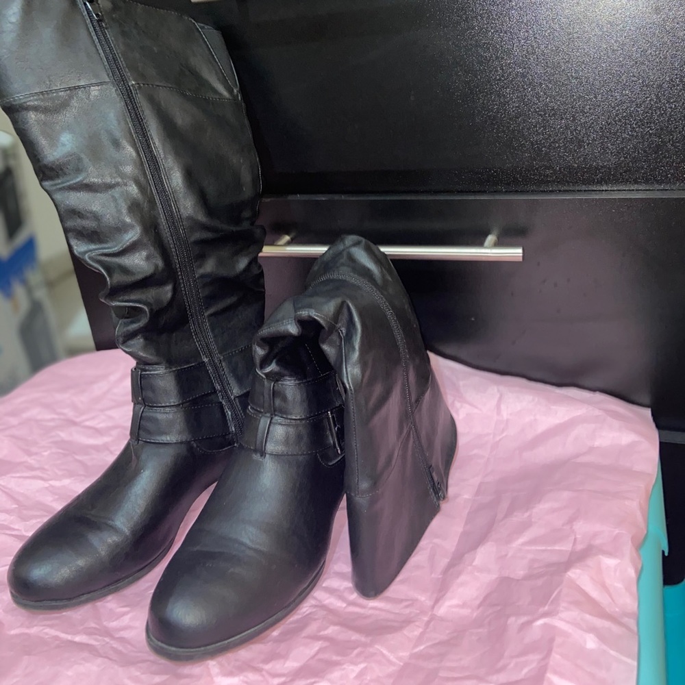 Black boots